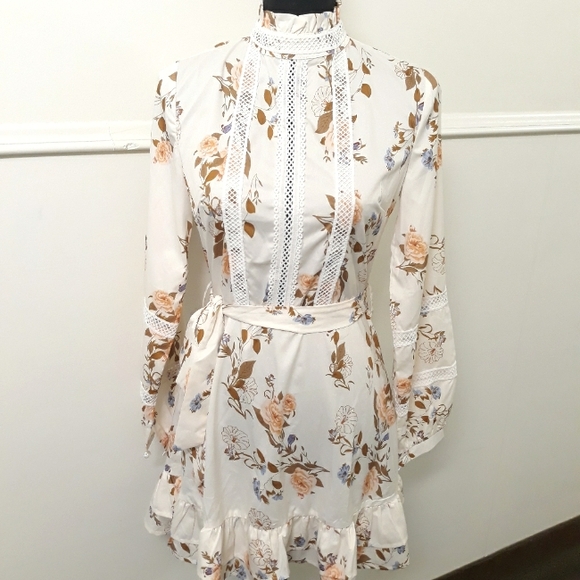 Eilly Bazar Floral Lace Insert Belted Dress - Size Small Flower Ruffle Hem Dress - Picture 5 of 13